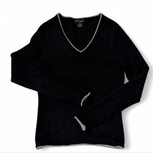 Grace 100% Cashmere Women Sweater Black V Neck Grey Trim Sz M Wardrobe Staple